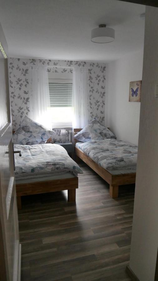 Modernisierte Ferienwohnung Im Schoenen Sauerland Meschede Luaran gambar
