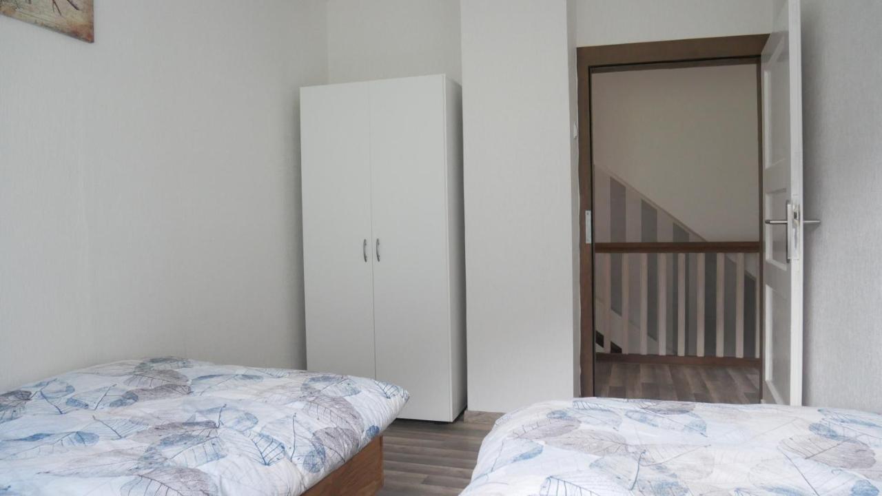 Modernisierte Ferienwohnung Im Schoenen Sauerland Meschede Luaran gambar