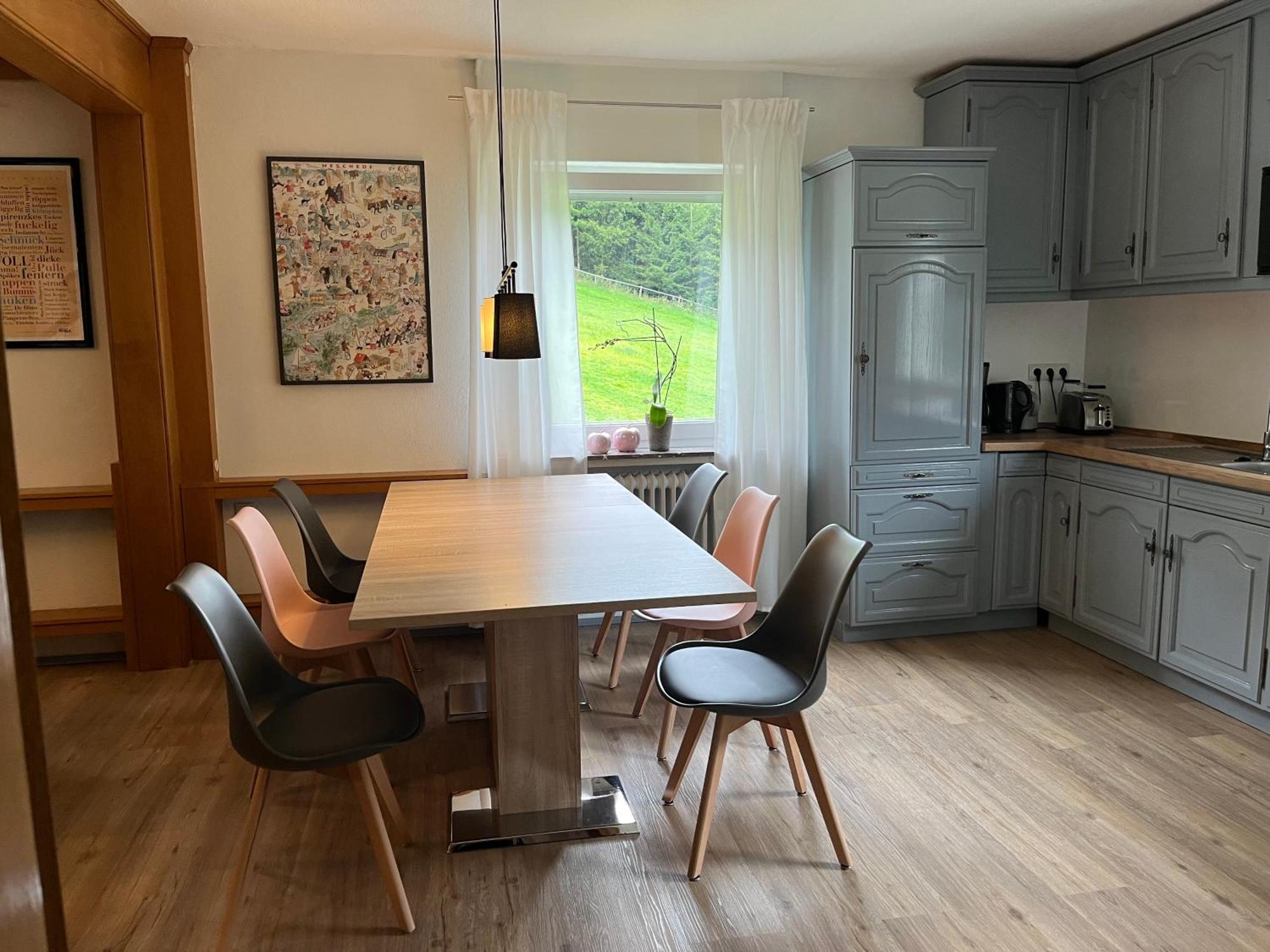Modernisierte Ferienwohnung Im Schoenen Sauerland Meschede Luaran gambar