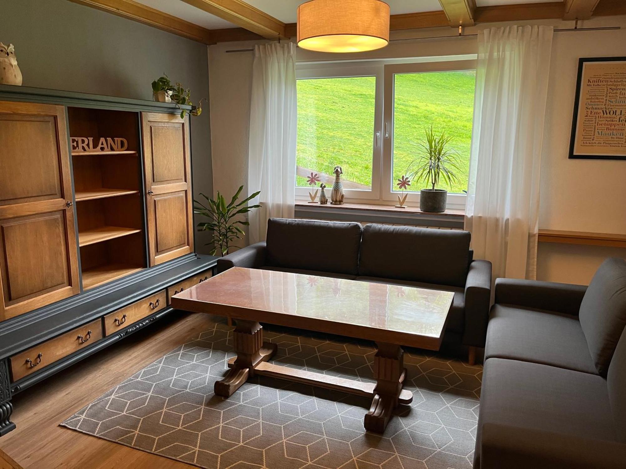 Modernisierte Ferienwohnung Im Schoenen Sauerland Meschede Luaran gambar
